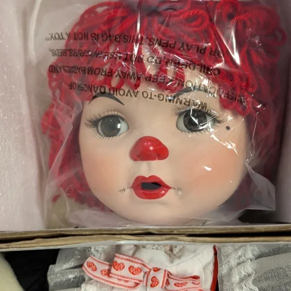 Very Rare "French Kissy" Authenticated Collectors Doll - Picture 2 of 12